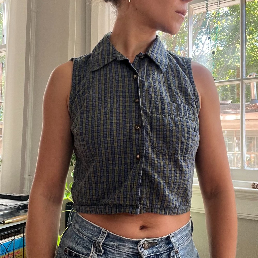 90s Grunge Abercrombie & Fitch Cropped Button-Down Top